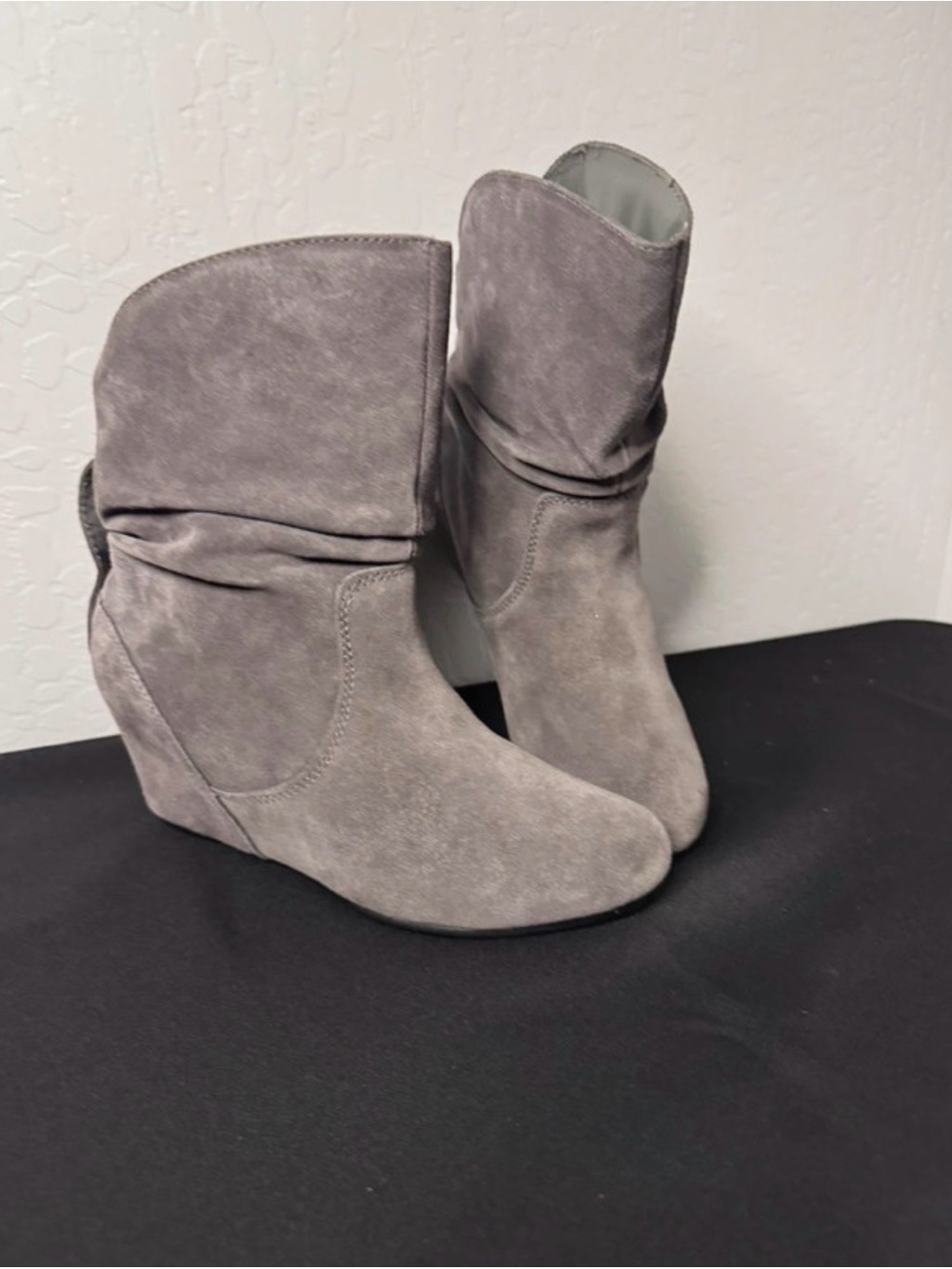 Gray Leather Suede Wedge Ankle Boots 7M